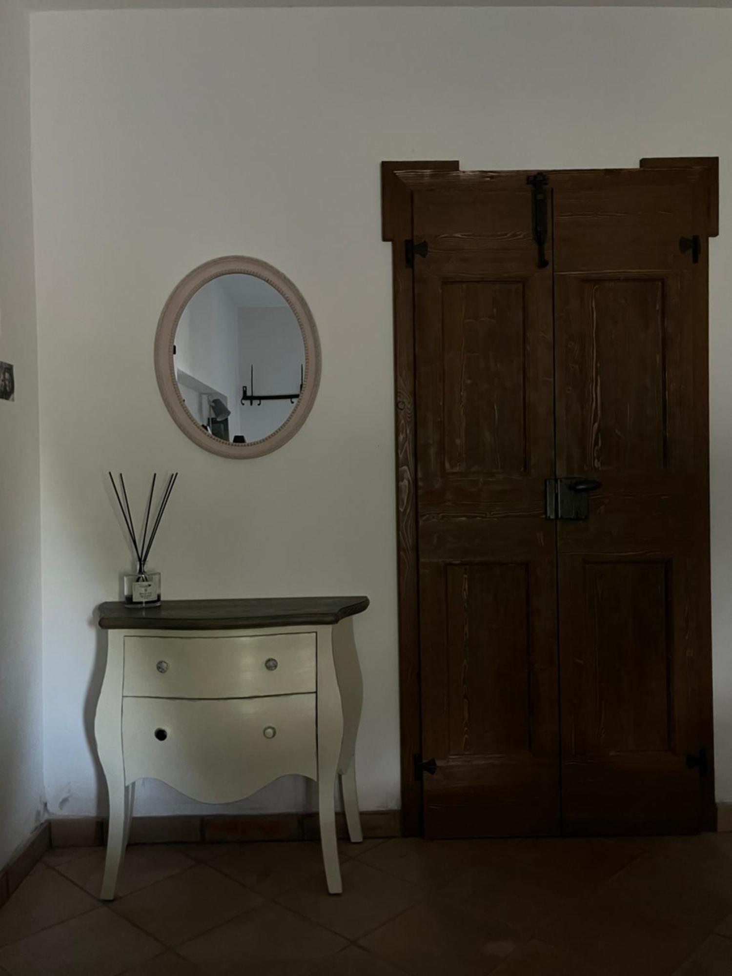 ペザロCasa Sant Angeloアパートメント エクステリア 写真